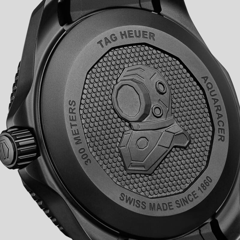 タグ・ホイヤー(TAG Heuer) アクアレーサー プロフェッショナル